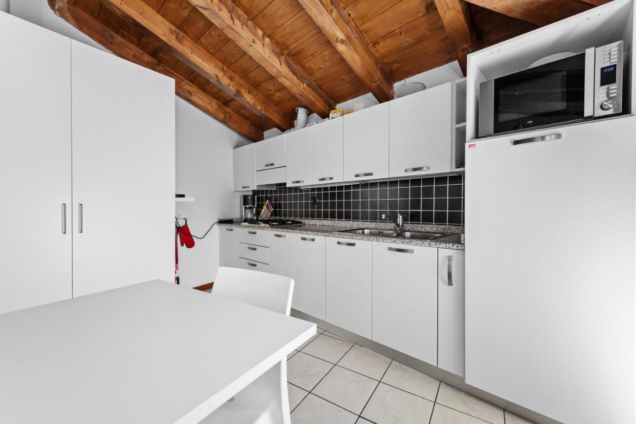 AcquaseriaCasacamelia 35, 3 Bdrm With View Lake Comoアパートメント エクステリア 写真